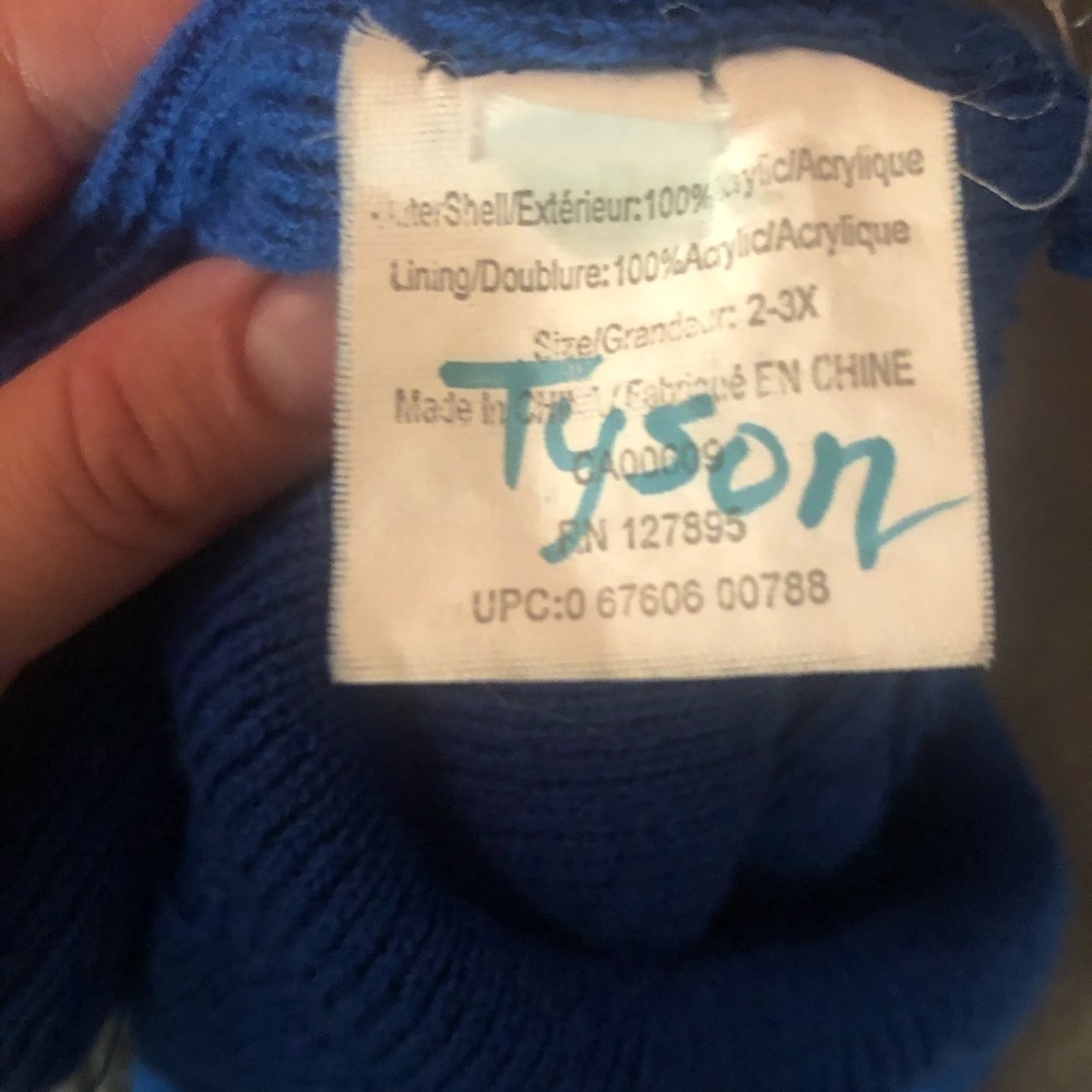 2 Toddler Toques - Picture 7 of 7